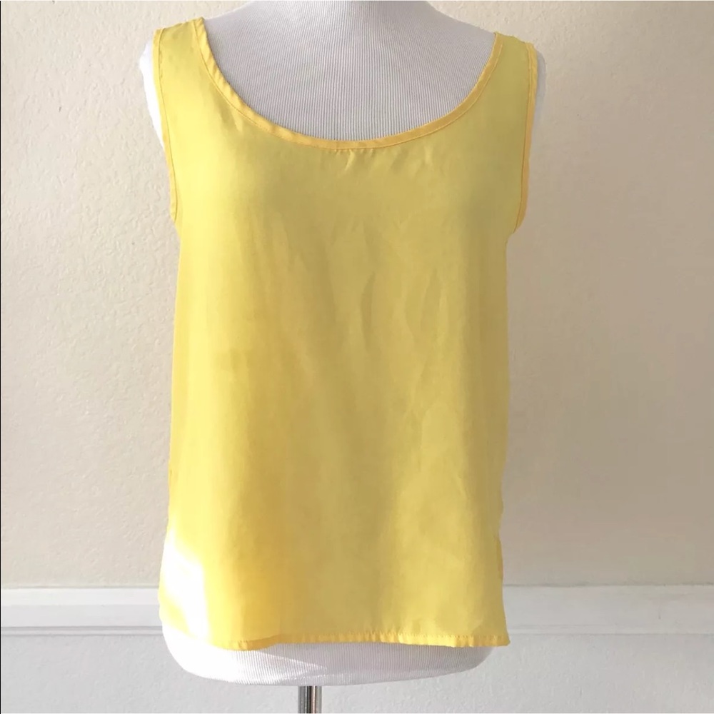 Hana Sung Sleeveless Tank Top